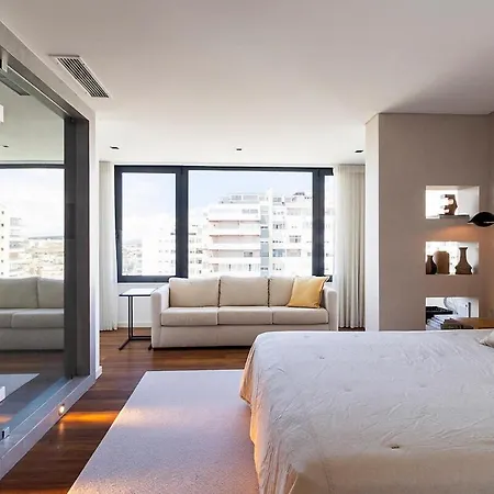 Luxury 2br Penthouse With Balcony In Апартаменты Лиссабон