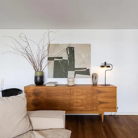 Luxury 2br Penthouse With Balcony In Апартаменты