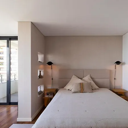 Luxury 2br Penthouse With Balcony In *