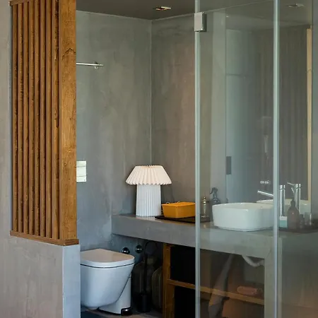 Luxury 2br Penthouse With Balcony In * リスボン